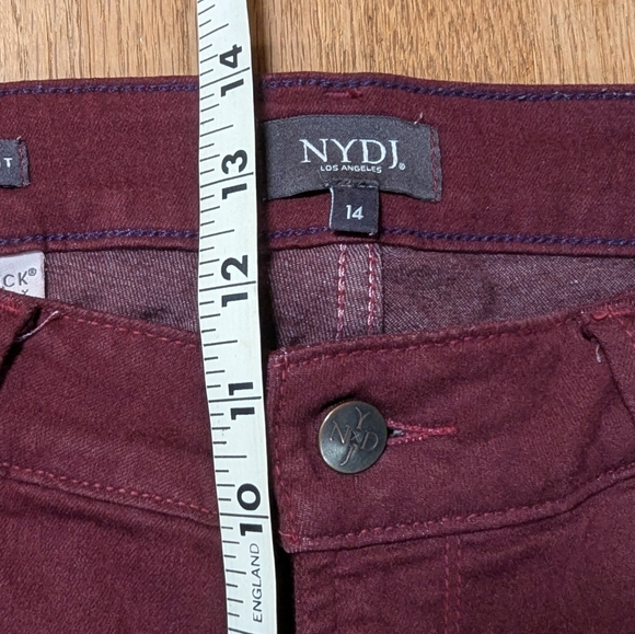 NYDJ Burgundy Marilyn Straight Jeans – Lift & Tuck Magic, Size 14✨ - Picture 8 of 10